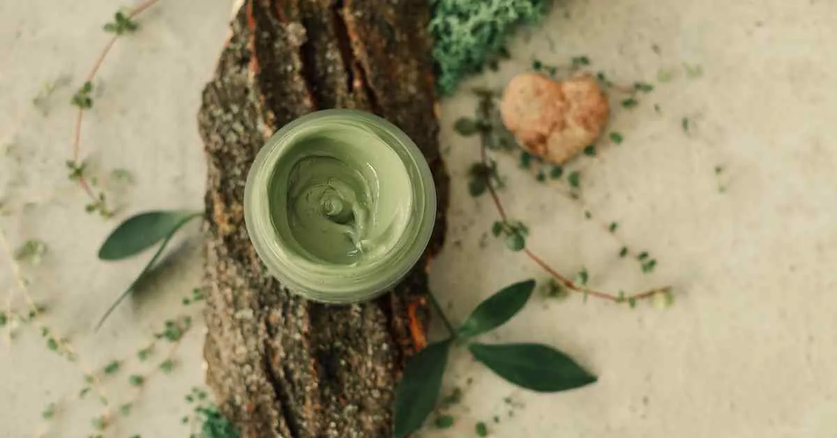 Mặt nạ trà xanh truyền thống