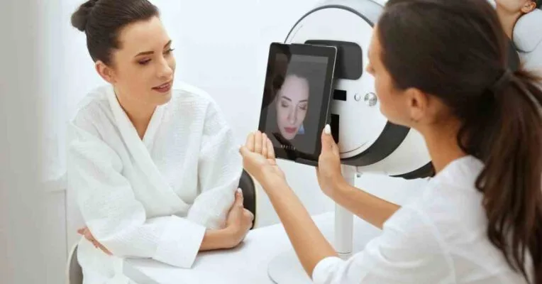 Sử dụng máy phân tích da