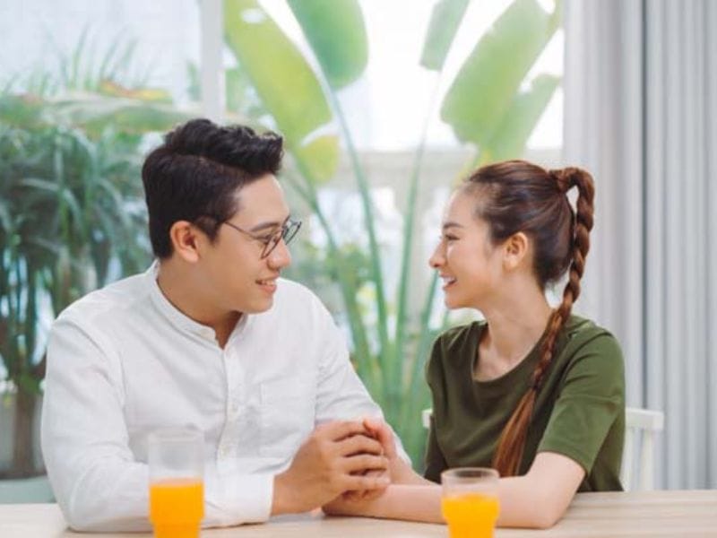 Khen ngợi nàng một cách tinh tế